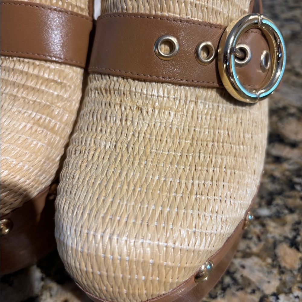 Dolce Vita Beige Woven Platform Clog Mules with Brown Trim - Picture 6 of 6